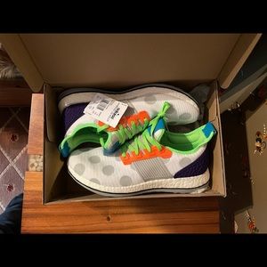 Adidas pure boost ZG kolor white with neon accents 10 1/2 brand nwt + box